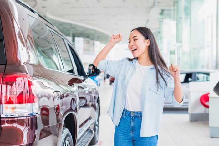 Tips Membeli Mobil Pertama untuk Anak Muda