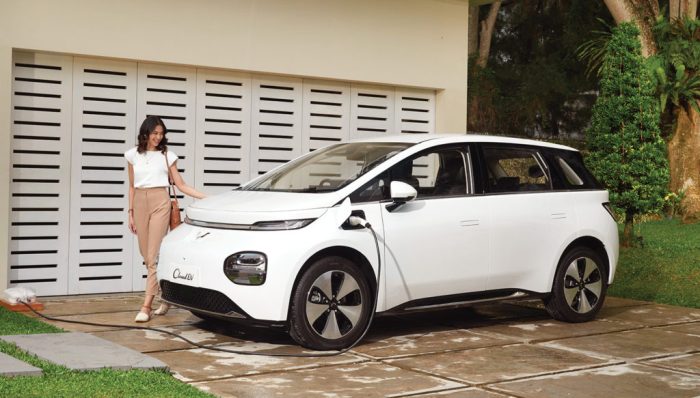 Cara Mengisi Daya Mobil Listrik Wuling dengan Charger yang Tepat | Wuling Bagaimana Cara Mengisi Daya Mobil Listrik di Rumah