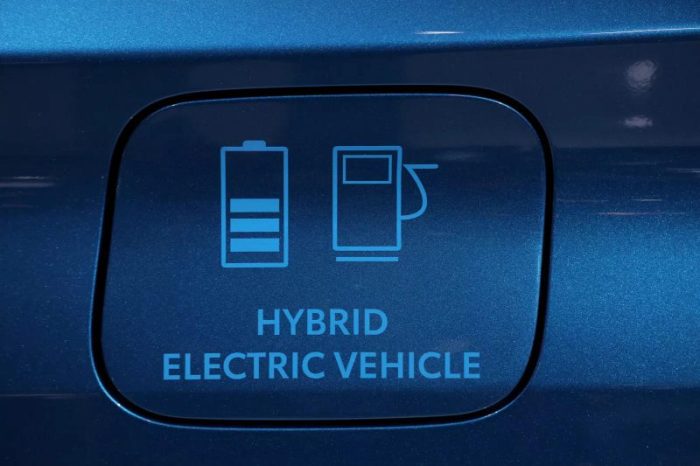 Perbedaan Hybrid, Plug-in Hybrid, dan Full Electric